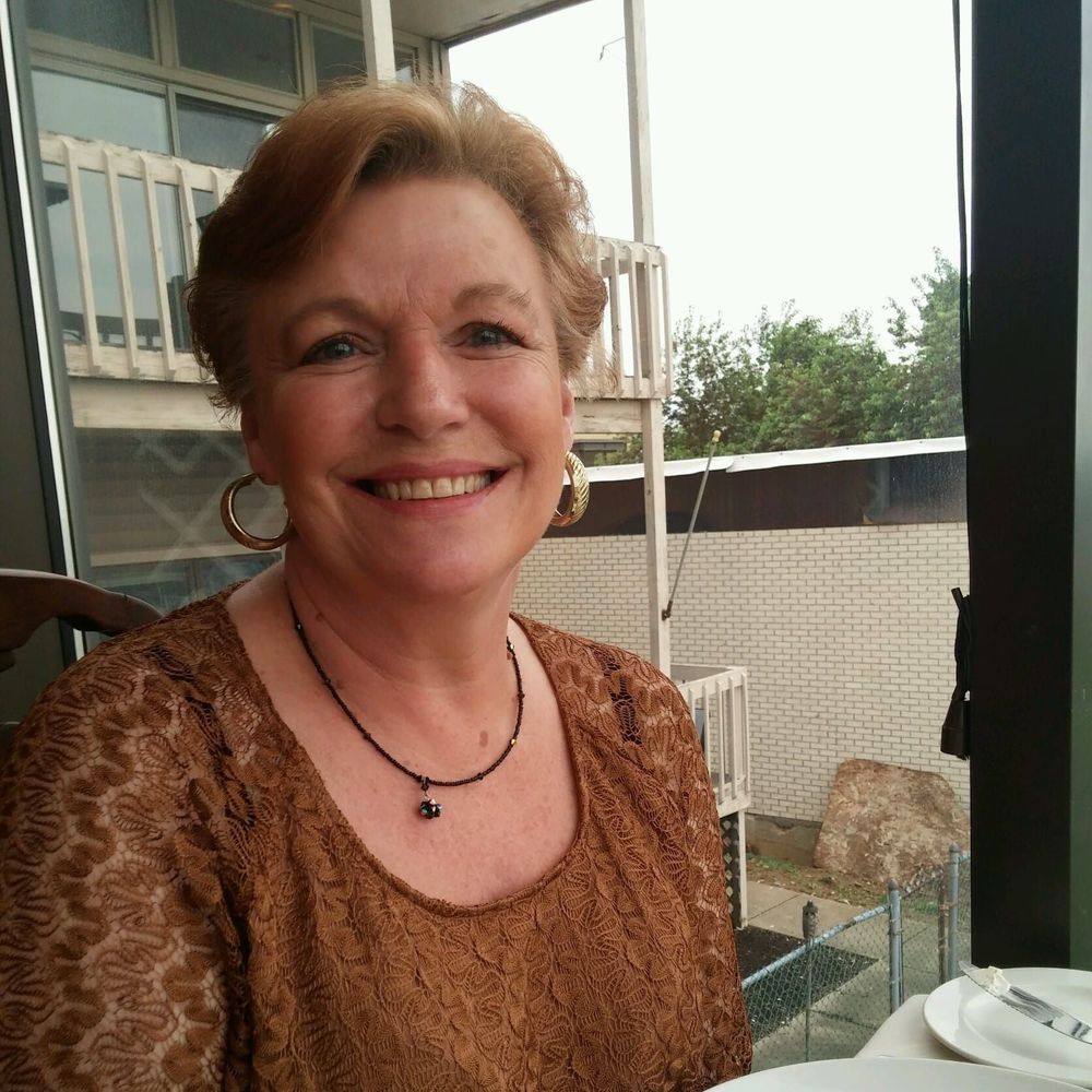 Meet your Posher, Brenda